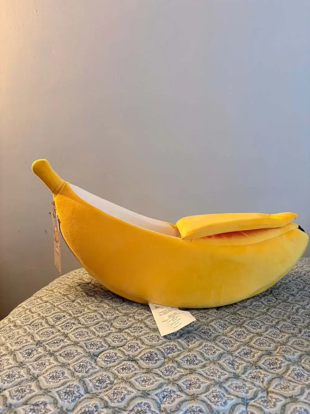 Banana Pet Bed (Viral Aldi)
